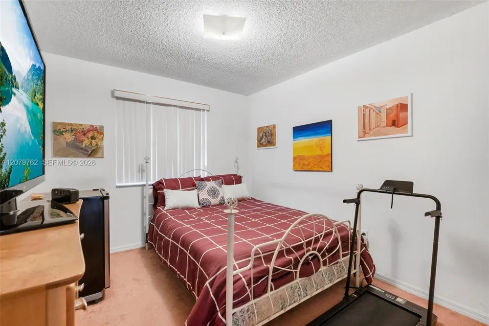 8554 SW 163rd Pl Miami, FL 33193