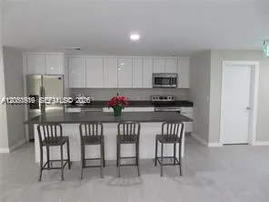 8025 SW 107th Ave #123 Miami, FL 33173