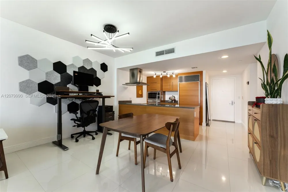 495 Brickell Ave #4709 Miami, FL 33131