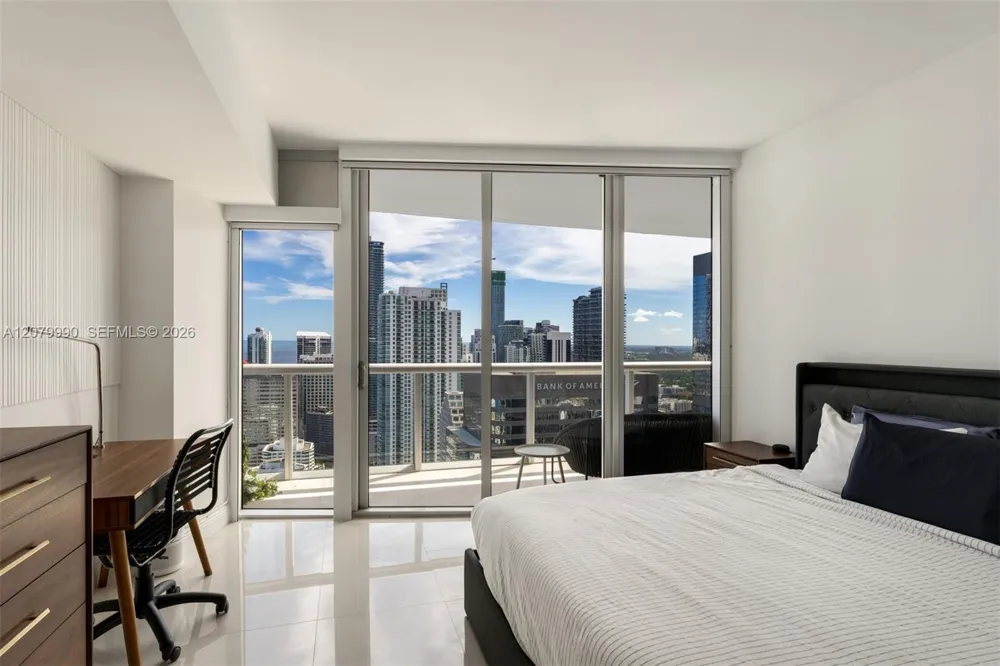 495 Brickell Ave #4709 Miami, FL 33131
