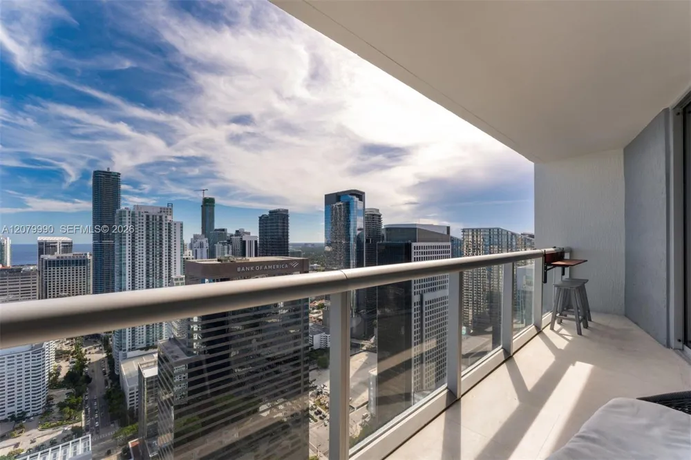 495 Brickell Ave #4709 Miami, FL 33131