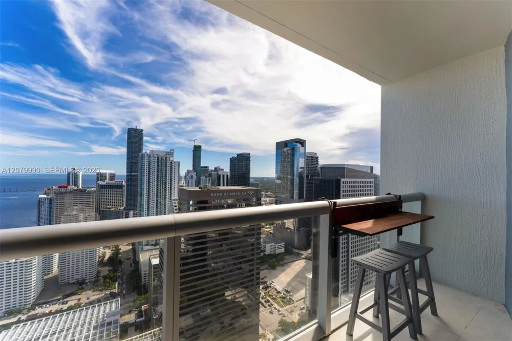 495 Brickell Ave #4709 Miami, FL 33131