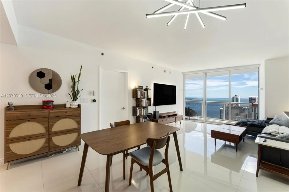 495 Brickell Ave #4709 Miami, FL 33131