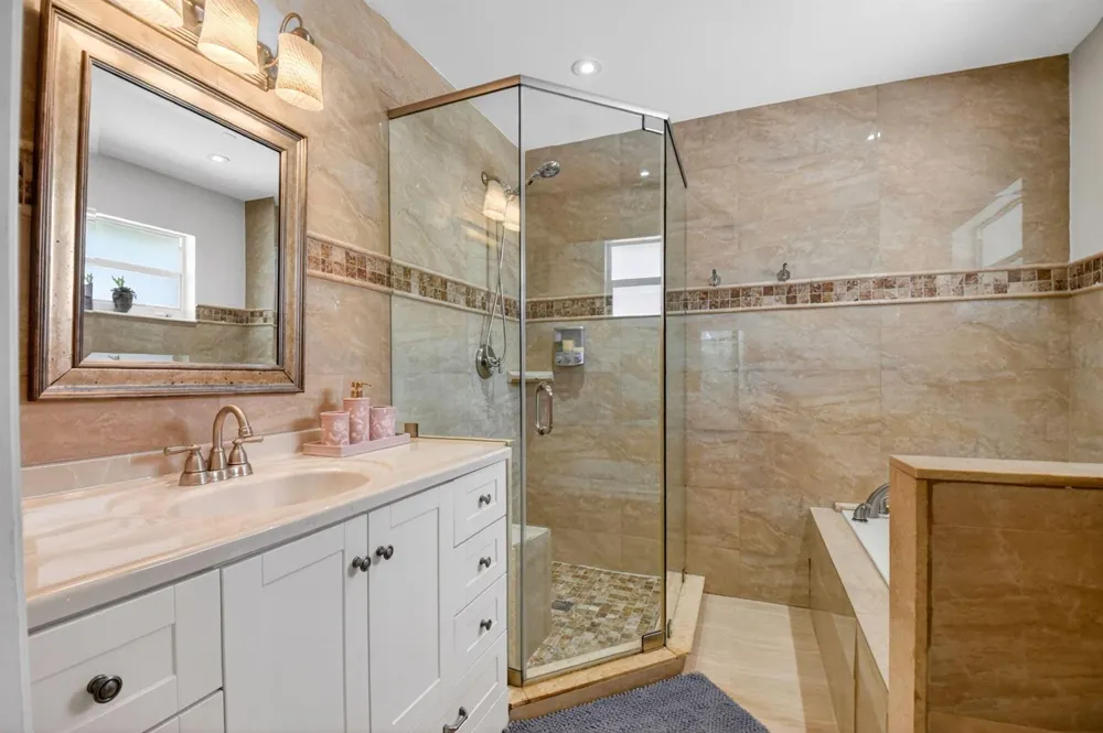 990 Hickory Trail Wellington, FL 33414