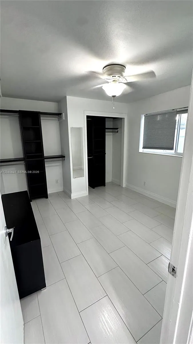 2415 Thomas st #B Hollywood, FL 33020