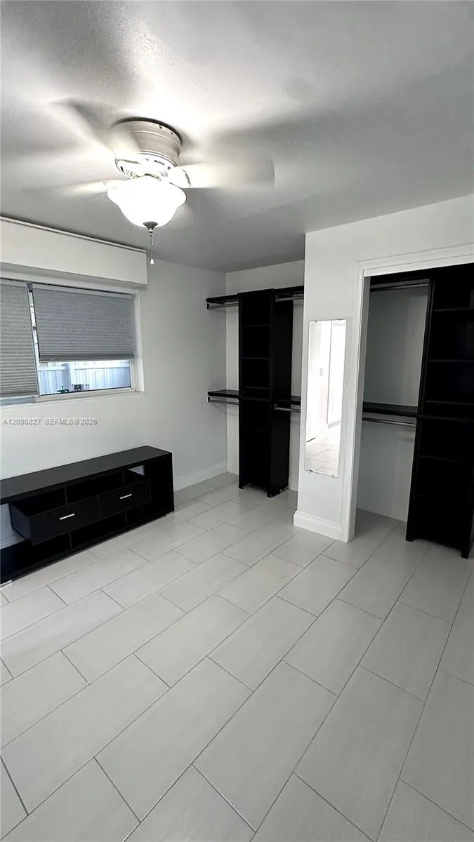 2415 Thomas st #B Hollywood, FL 33020