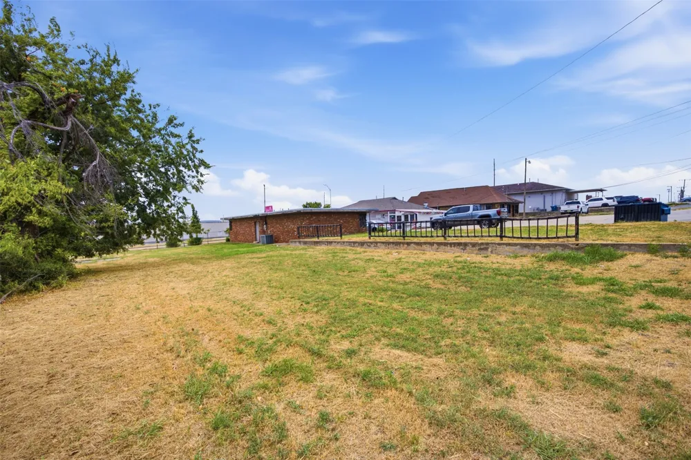 609 E Carl Albert Parkway McAlester, OK 74501