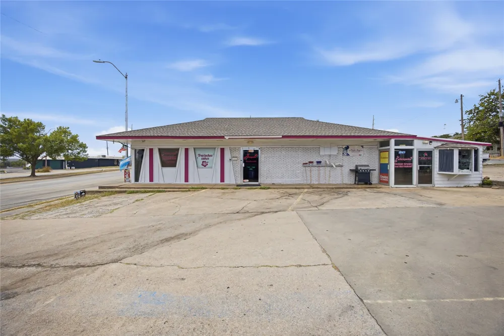 609 E Carl Albert Parkway McAlester, OK 74501