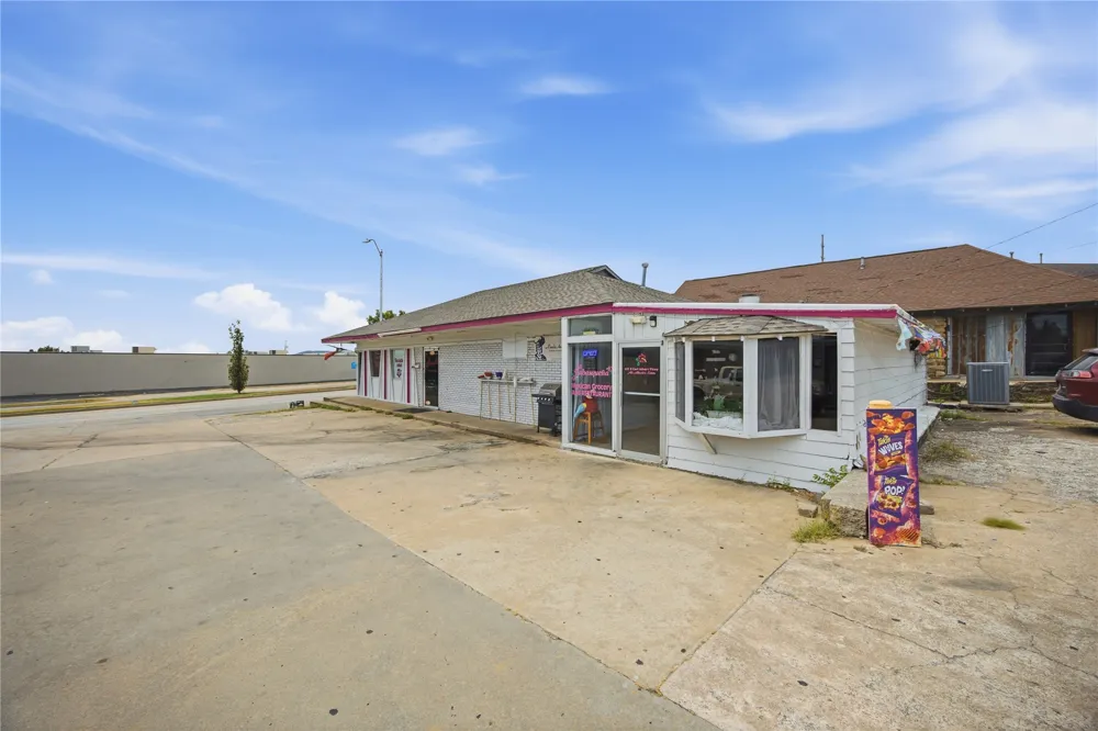 609 E Carl Albert Parkway McAlester, OK 74501