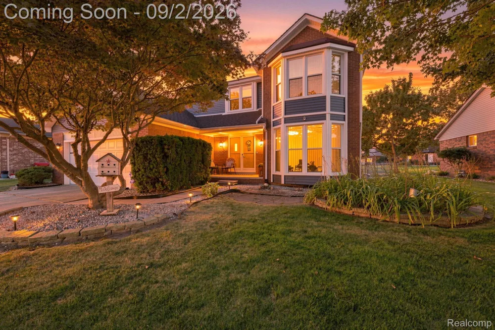 20770 Cannon Drive Clinton Charter Township, MI 48038