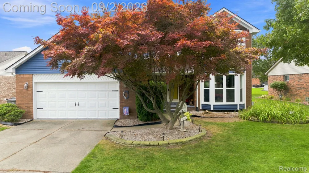 20770 Cannon Drive Clinton Charter Township, MI 48038