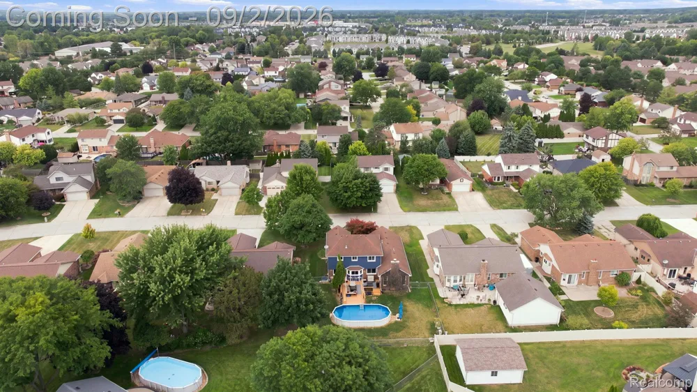 20770 Cannon Drive Clinton Charter Township, MI 48038