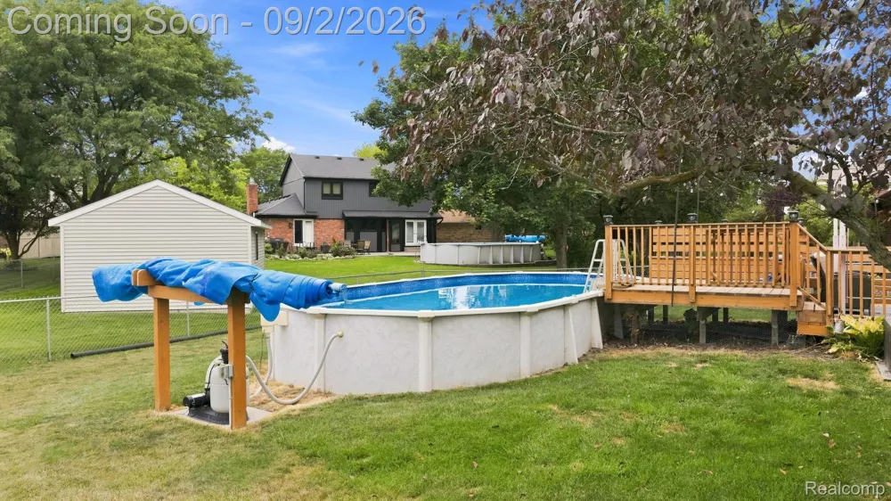 20770 Cannon Drive Clinton Charter Township, MI 48038