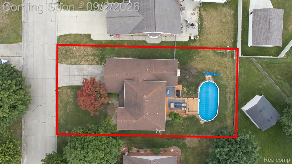 20770 Cannon Drive Clinton Charter Township, MI 48038
