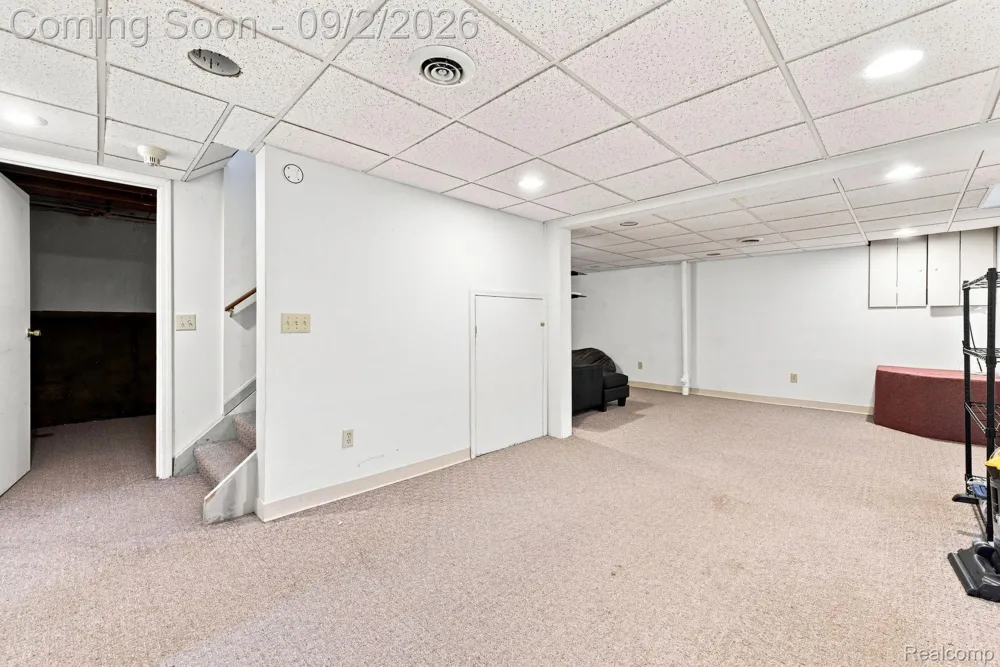 20770 Cannon Drive Clinton Charter Township, MI 48038
