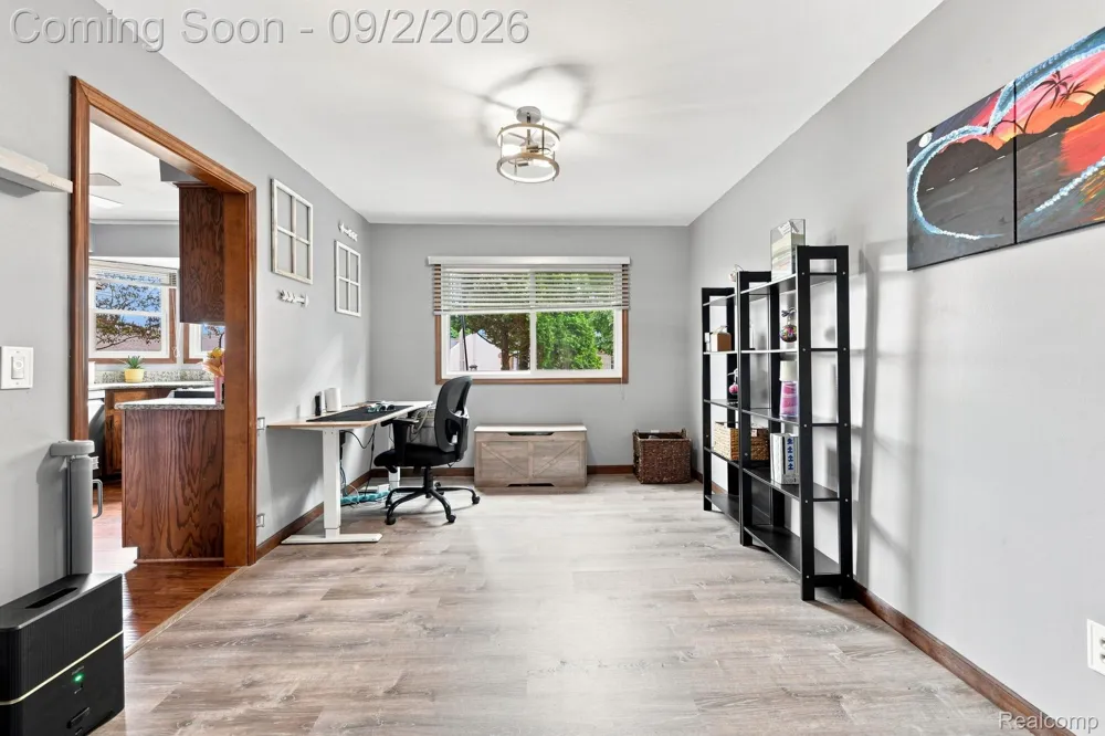 20770 Cannon Drive Clinton Charter Township, MI 48038