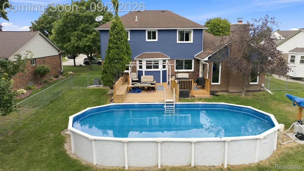 20770 Cannon Drive Clinton Charter Township, MI 48038