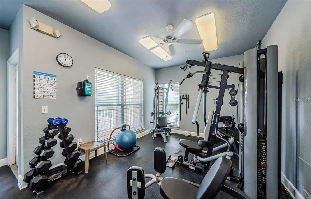 1216 S MISSOURI AVENUE #427 Clearwater, FL 33756