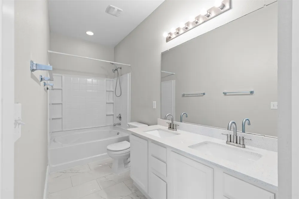 5501 S Hearsey Drive Austin, TX 78744