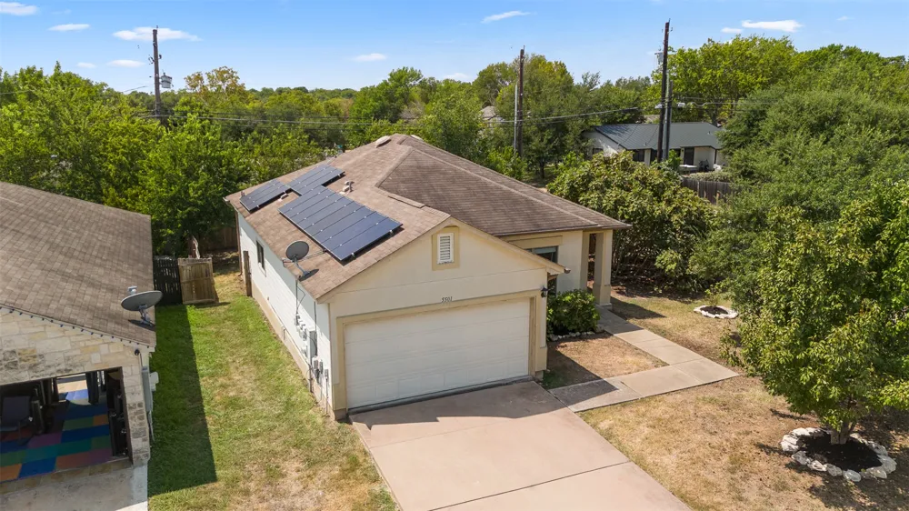 5501 S Hearsey Drive Austin, TX 78744