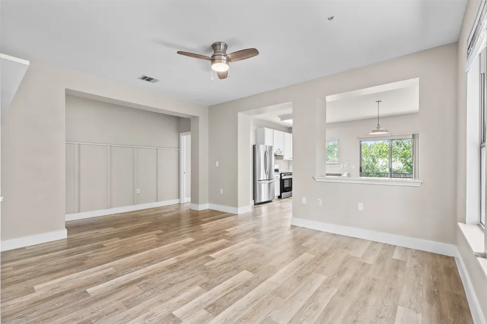 5501 S Hearsey Drive Austin, TX 78744