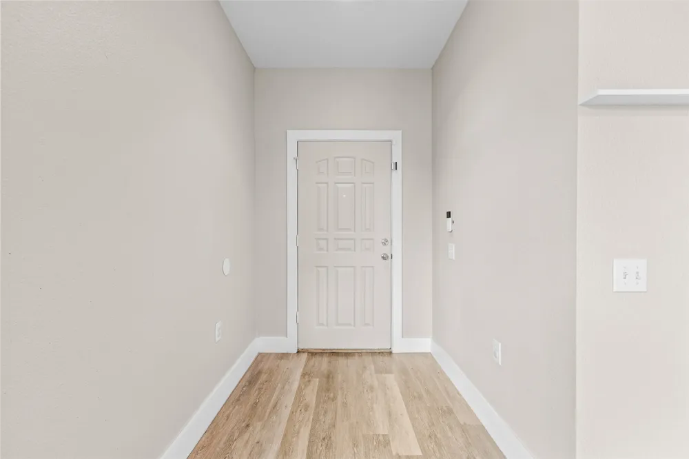 5501 S Hearsey Drive Austin, TX 78744