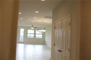 2011 NE CRIMSON ROSELLA TRAIL #14 Austin, TX 78728