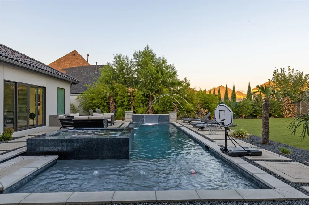 2127 Courtland Drive Frisco, TX 75034