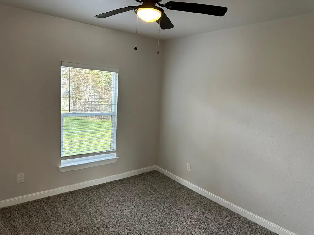 1610 Cherry Avenue Corsicana, TX 75110
