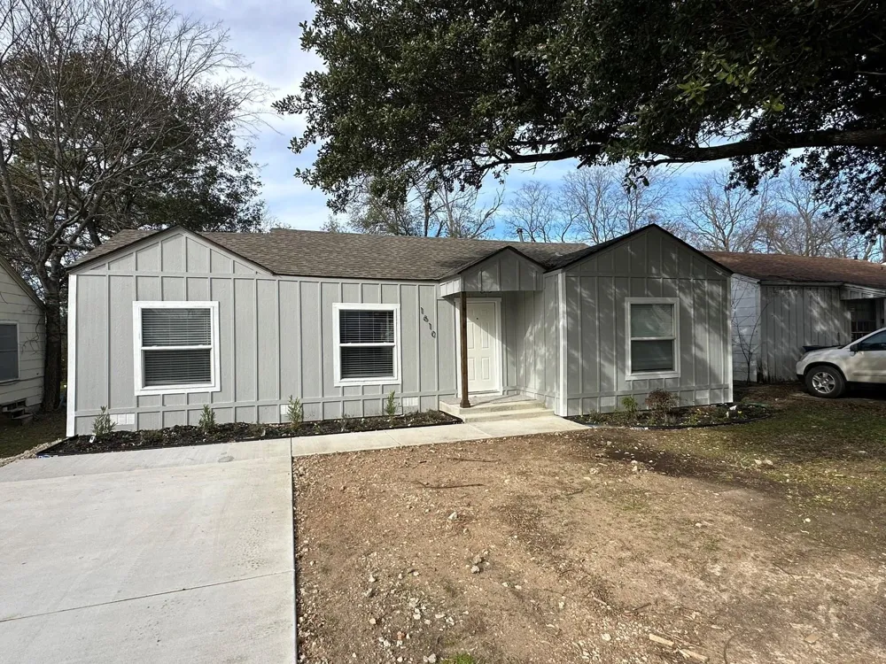 1610 Cherry Avenue Corsicana, TX 75110