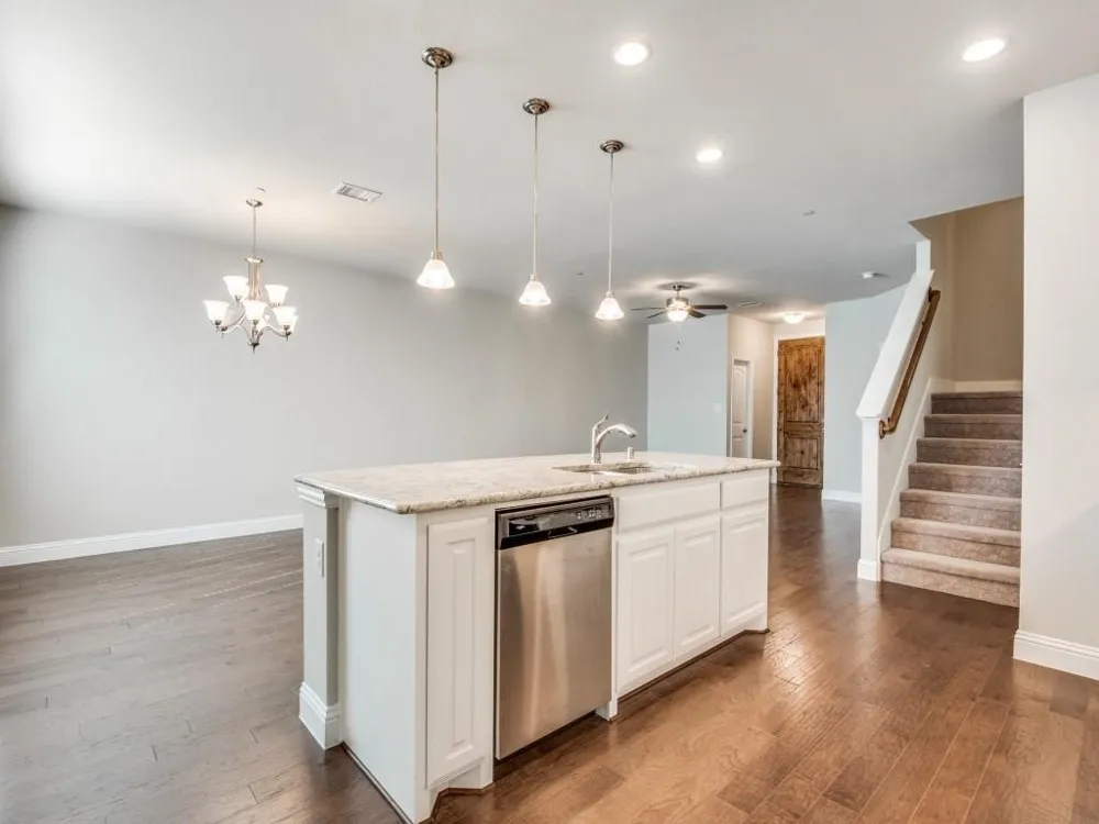 409 Carnaby Court McKinney, TX 75072
