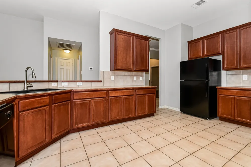 1204 Lost Valley Drive Royse City, TX 75189