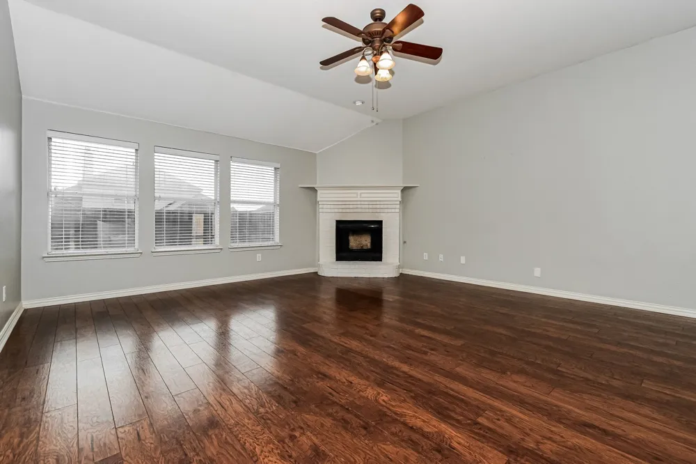 1204 Lost Valley Drive Royse City, TX 75189