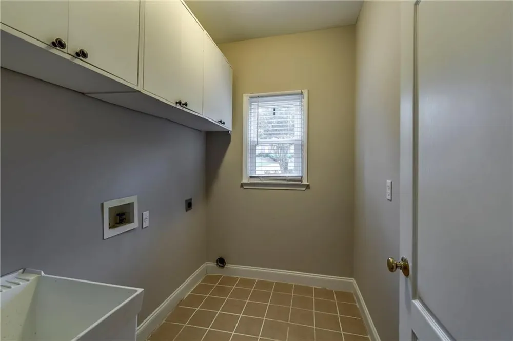 807 Reagan Drive NW Conyers, GA 30012