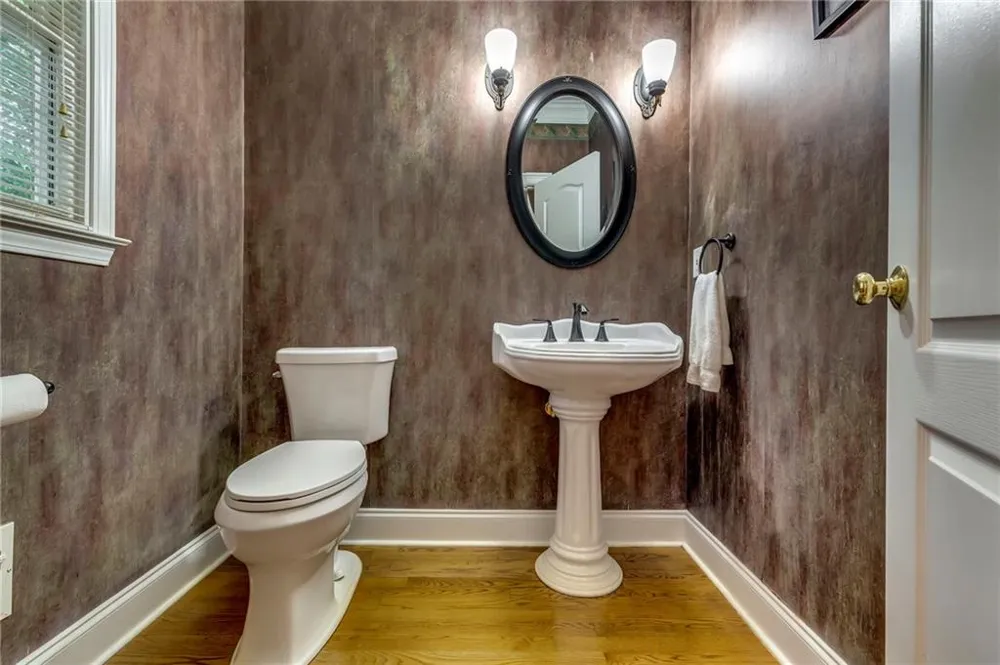 807 Reagan Drive NW Conyers, GA 30012