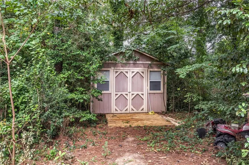 807 Reagan Drive NW Conyers, GA 30012