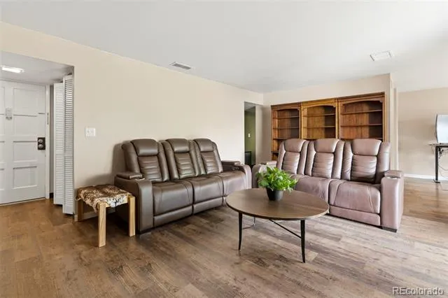 7265 S Xenia Circle #E Centennial, CO 80112