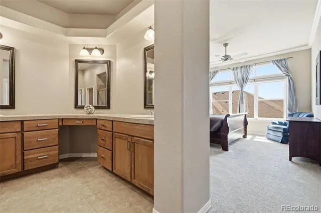 23920 E Easter Place Aurora, CO 80016