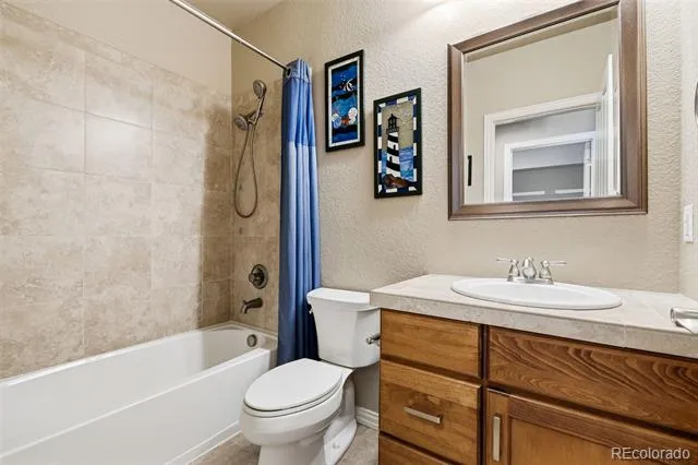 23920 E Easter Place Aurora, CO 80016