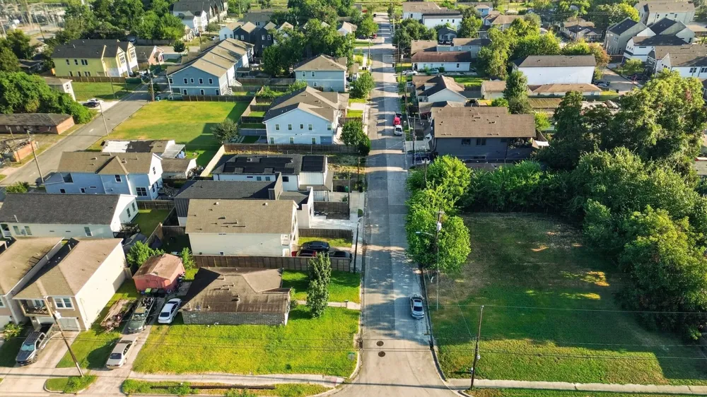 Delhi Street Houston, TX 77022