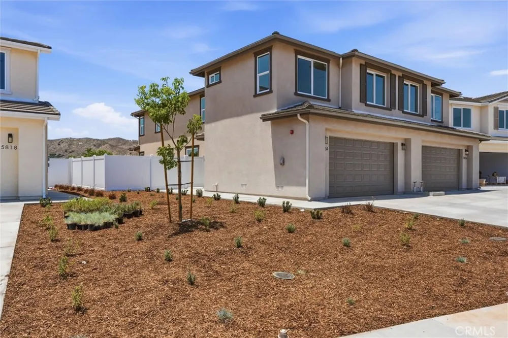 5868 Persepolis Ct Riverside, CA 92505