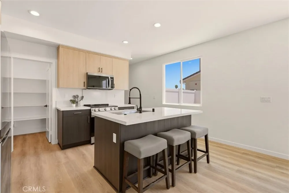 5868 Persepolis Ct Riverside, CA 92505