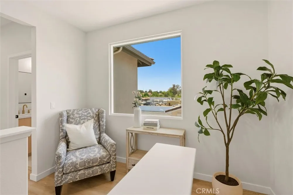 5868 Persepolis Ct Riverside, CA 92505