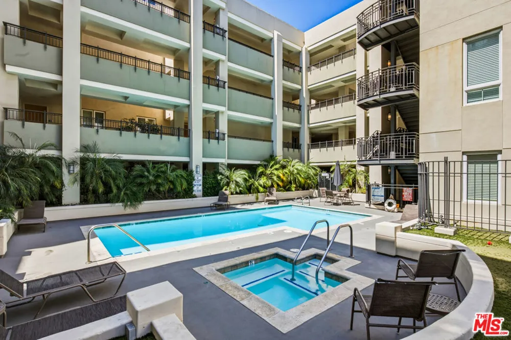 12222 Wilshire Boulevard #208 Los Angeles, CA 90025