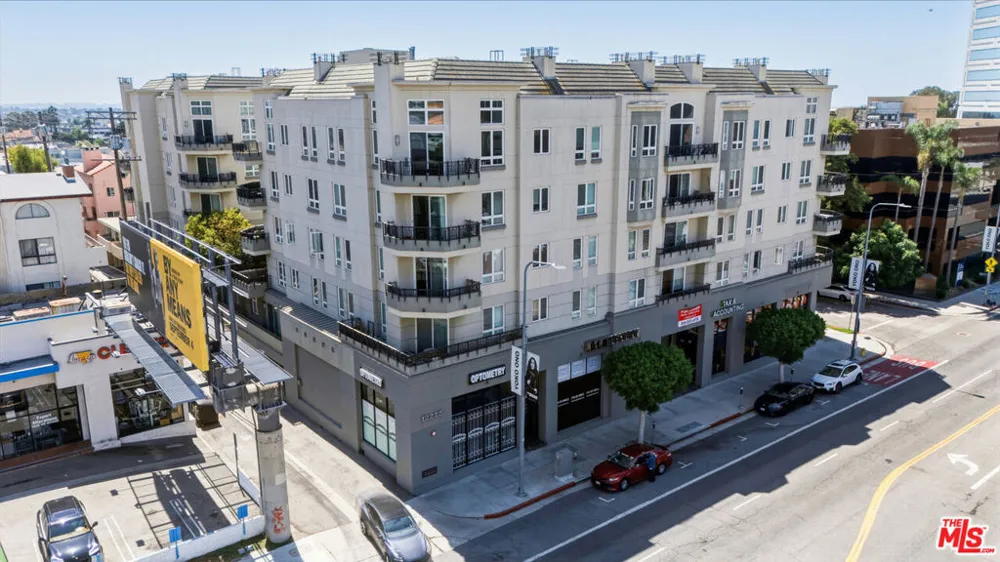 12222 Wilshire Boulevard #208 Los Angeles, CA 90025