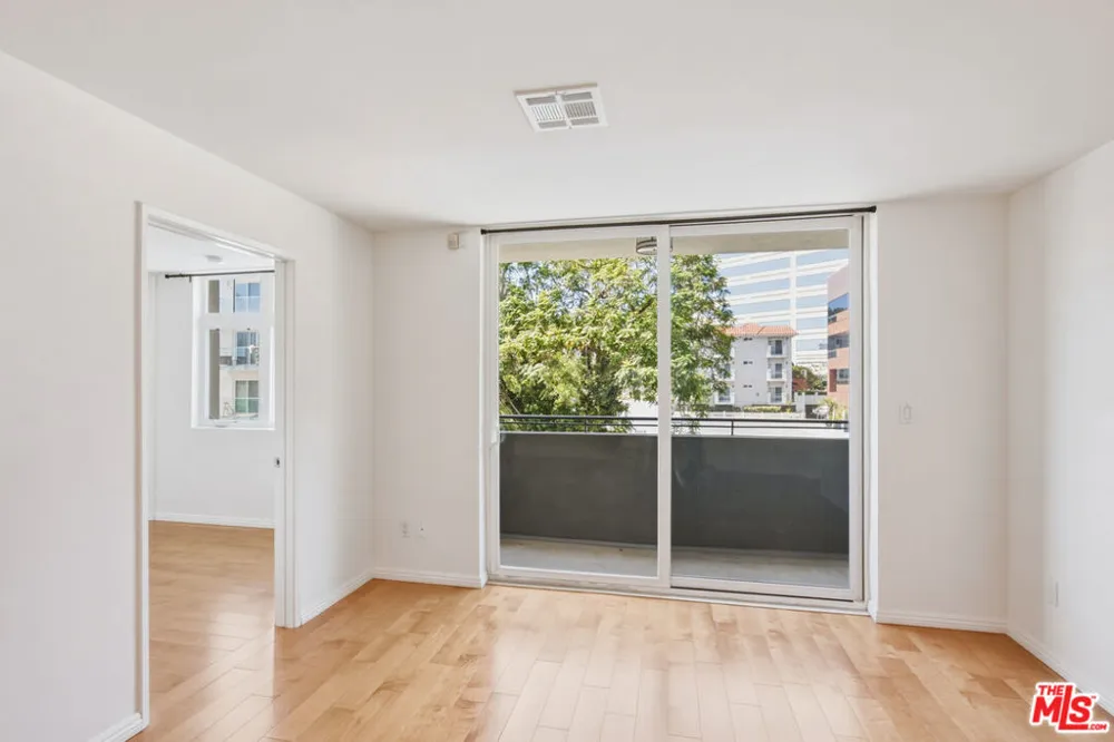 12222 Wilshire Boulevard #208 Los Angeles, CA 90025