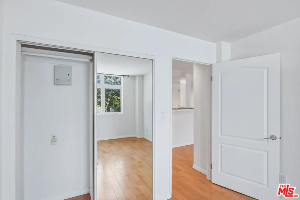 12222 Wilshire Boulevard #208 Los Angeles, CA 90025