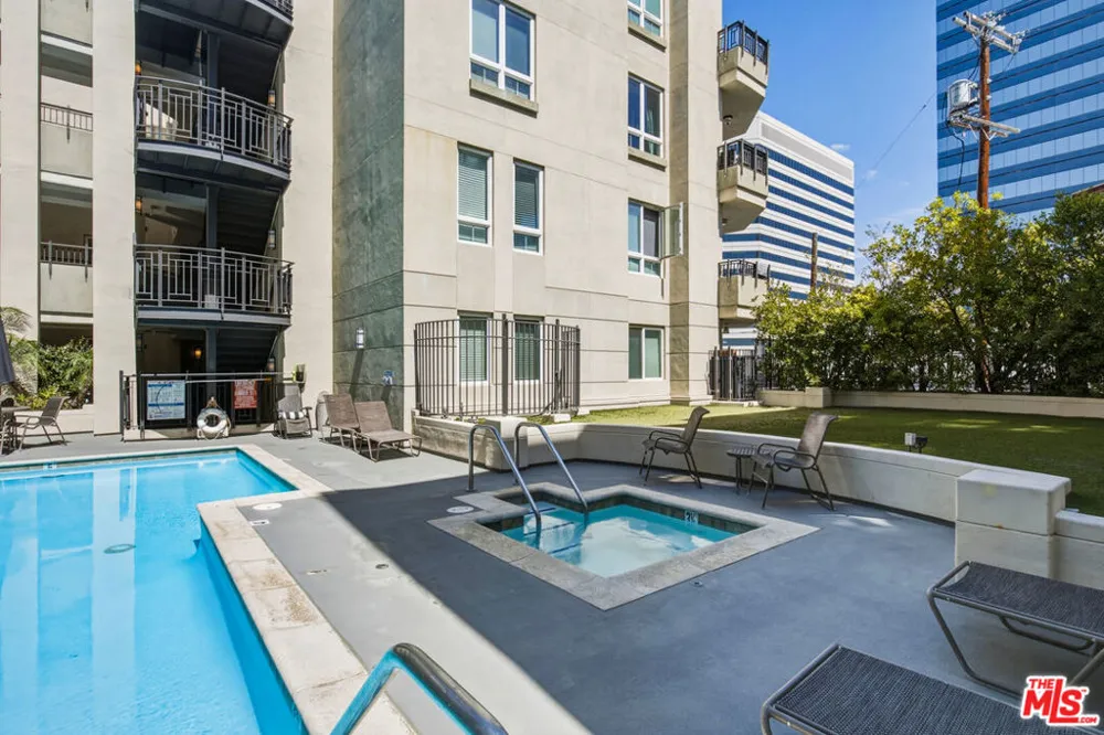 12222 Wilshire Boulevard #208 Los Angeles, CA 90025