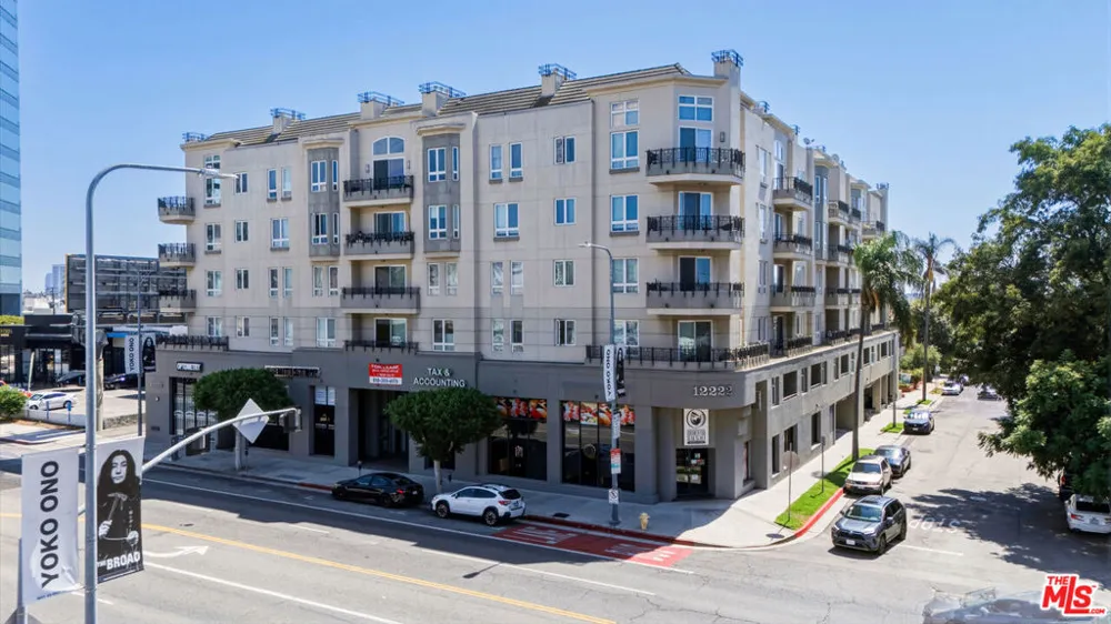 12222 Wilshire Boulevard #208 Los Angeles, CA 90025