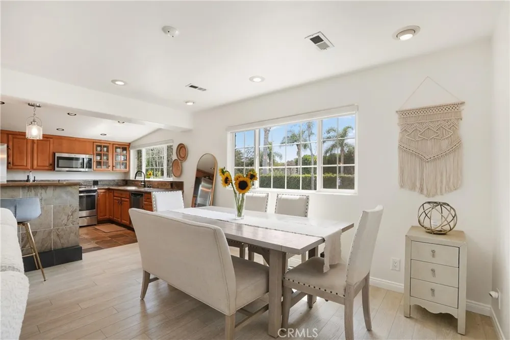 142 Liberty Newport Beach, CA 92660
